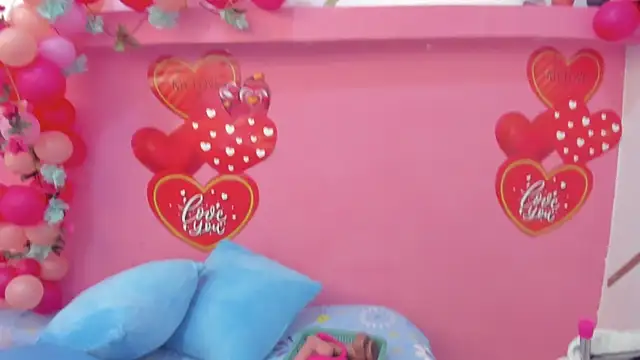 charlotte-11 online show from 09/17/25, 04:09