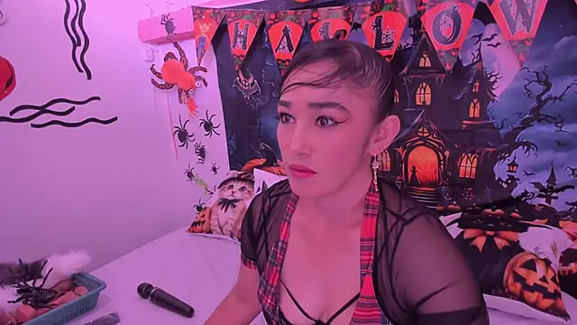 charlotte-11 online show from 10/24/25, 03:11