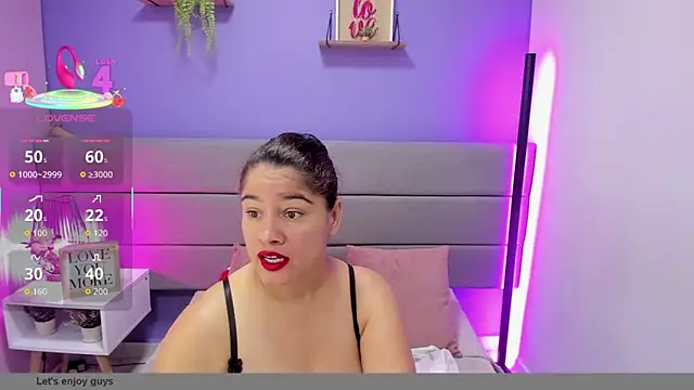 Alicebrooks  online show from 12/17/25, 01:16