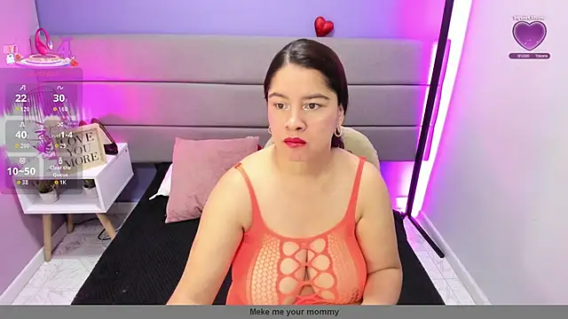 Snapshot of Alicebrooks_ chatting on 05/19/26, 12:56 Alicebrooks online show from 05/19/26, 12:56