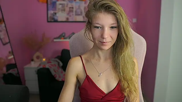 Snapshot of missicute chatting on 11/24/25, 07:36 missicute online show from 11/24/25, 07:36