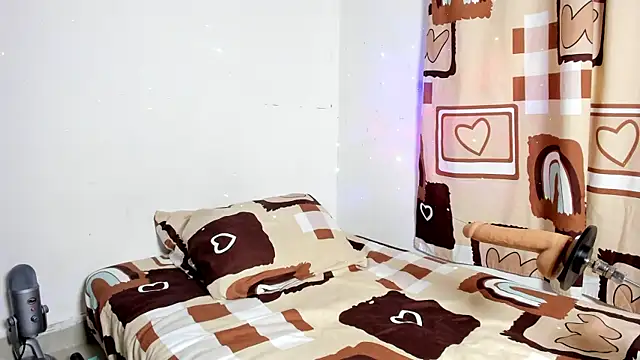 daarklover online show from 04/05/26, 02:51