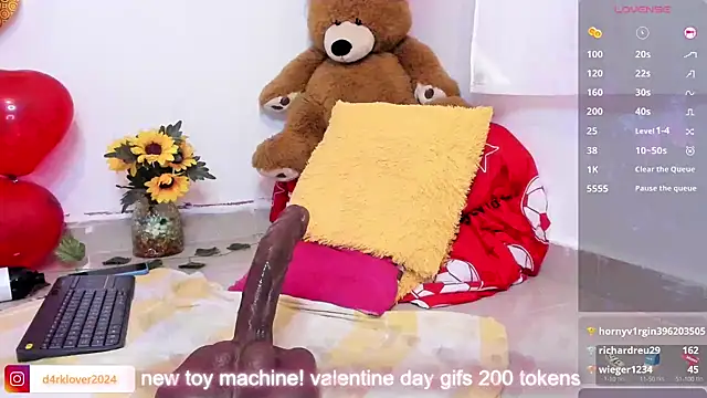 daarklover online show from 02/15/25, 10:00