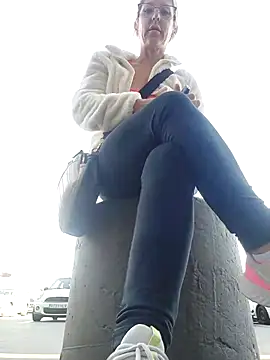 blondyruby online show from 11/11/25, 09:59