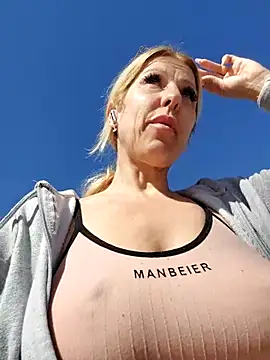 blondyruby online show from 02/23/26, 10:38