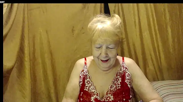 Snapshot of _Estelitta_5 chatting on 11/27/25, 07:03 Estelitta 5 online show from 11/27/25, 07:03