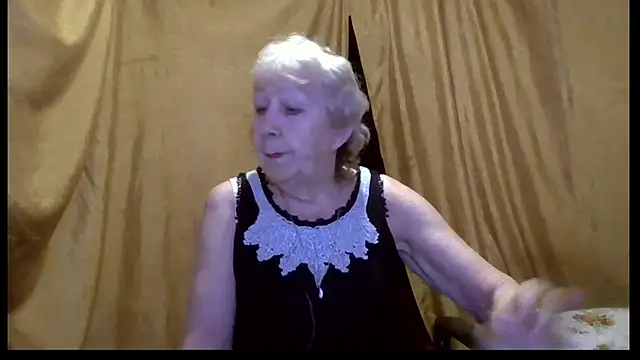  Estelitta 5 online show from 02/15/26, 08:08