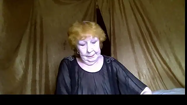  Estelitta 5 online show from 07/18/26, 11:30