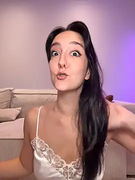  Juliette online show from 05/12/26, 07:20
