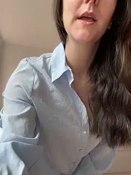 Snapshot of _Juliette chatting on 02/12/26, 09:20 Juliette online show from 02/12/26, 09:20