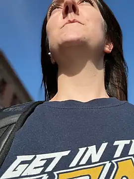  Juliette online show from 12/18/25, 12:42