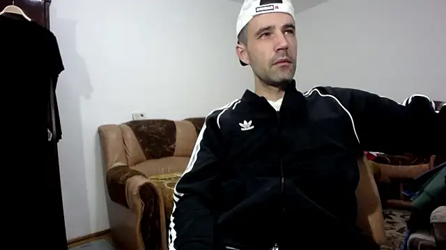 I like older menn online show from 02/01/26, 06:33