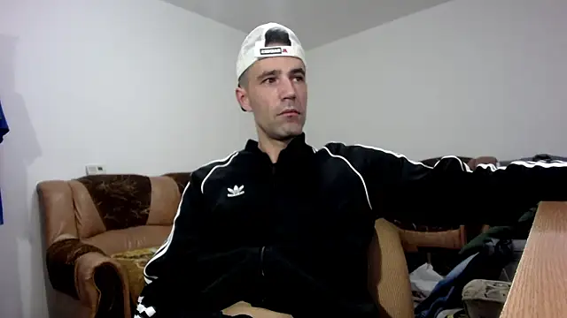 I like older menn online show from 02/13/26, 06:13