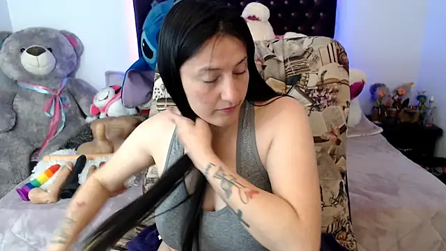 Lorenahot 06 online show from 02/16/26, 06:50