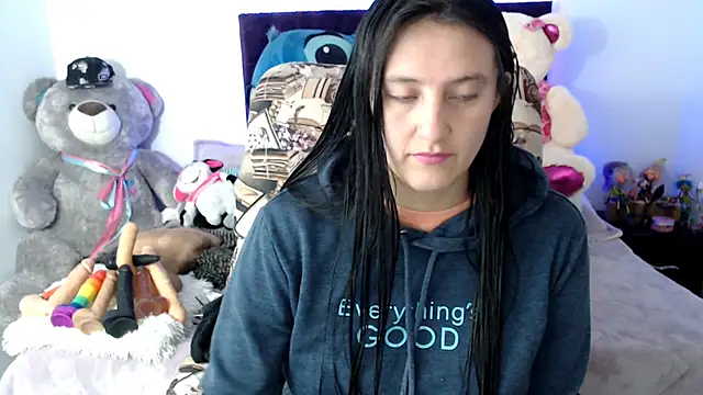 Lorenahot 06 online show from 11/21/25, 07:46