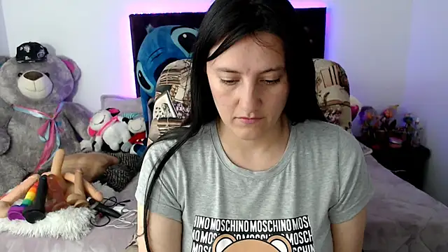 Lorenahot 06 online show from 12/20/25, 11:18