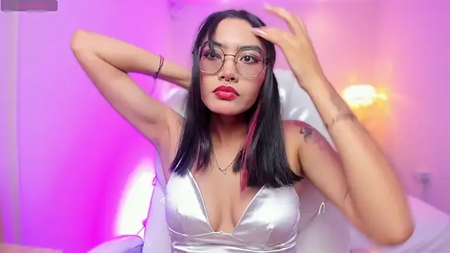 AzuraKindong online show from 03/24/26, 07:03