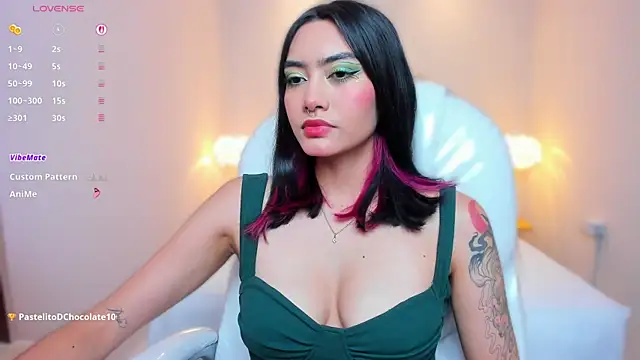 AzuraKindong online show from 03/17/26, 07:17