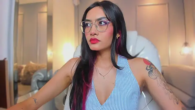 AzuraKindong online show from 02/16/26, 07:23