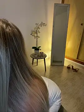 ChristyAdair online show from 02/16/25, 09:38