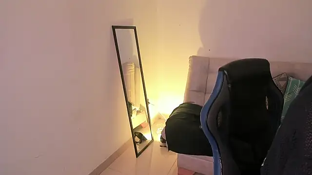 Tomy Rox online show from 11/18/25, 08:34