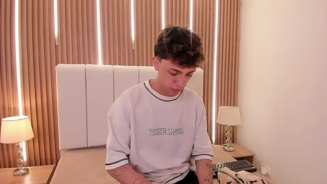 Tomy Rox online show from 02/07/26, 07:33