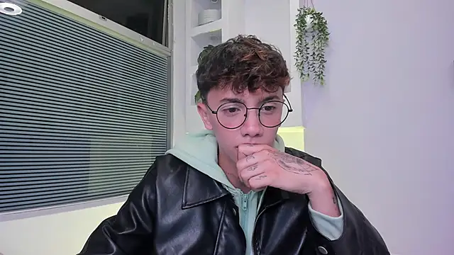 Tomy Rox online show from 03/29/26, 03:30