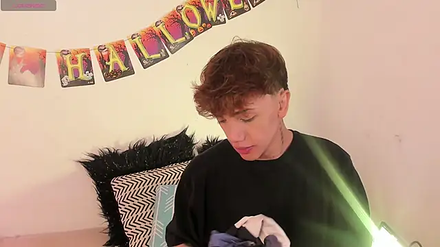 Tomy Rox online show from 10/29/25, 07:46