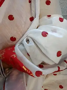 Snapshot of Adiba_2 chatting on 04/14/26, 05:18 Adiba 2 online show from 04/14/26, 05:18