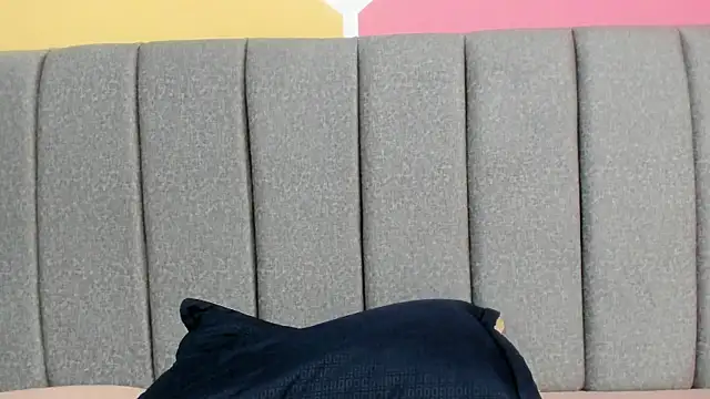 sophiia grey 1 online show from 10/31/25, 12:18