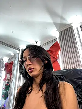 AnyaFloyd69 online show from 12/04/25, 08:30