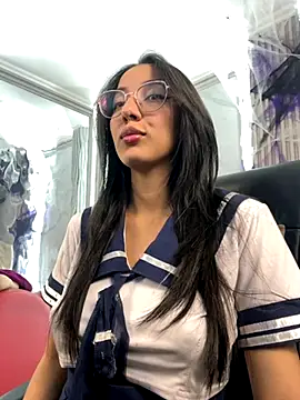 AnyaFloyd69 online show from 11/05/25, 09:51