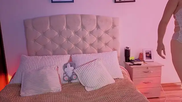 ChanellGV online show from 09/10/25, 03:44