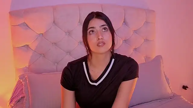 ChanellGV online show from 10/04/25, 10:44