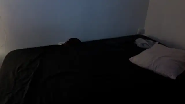 Snapshot of barbie_brunette chatting on 03/18/26, 11:37 barbie brunette online show from 03/18/26, 11:37