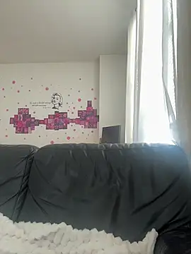 greedybratt online show from 02/18/25, 08:14