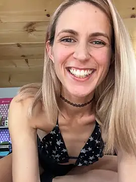 DanaeJustine online show from 11/11/25, 11:53