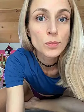 DanaeJustine online show from 12/02/25, 08:43