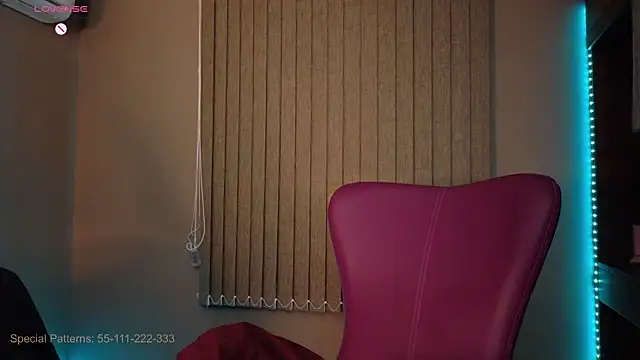 andrea indira20 online show from 09/22/25, 12:38