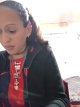 Zorrita Fox online show from 10/25/25, 12:43