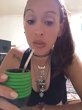 Zorrita Fox online show from 12/23/25, 01:16