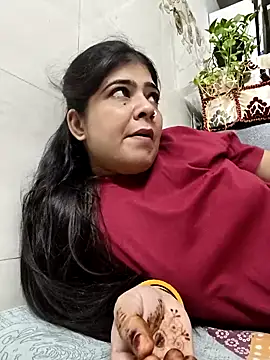 Snapshot of Husnpari20 chatting on 09/19/25, 02:43 Husnpari20 online show from 09/19/25, 02:43