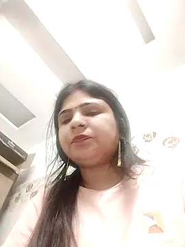 Snapshot of Husnpari20 chatting on 02/08/25, 05:29 Husnpari20 online show from 02/08/25, 05:29