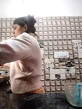 Snapshot of Husnpari20 chatting on 01/23/25, 04:52 Husnpari20 online show from 01/23/25, 04:52