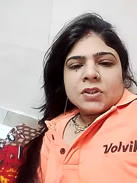 Snapshot of Husnpari20 chatting on 02/06/25, 12:37 Husnpari20 online show from 02/06/25, 12:37