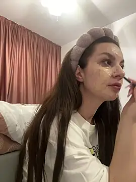 SecretSienna online show from 04/05/26, 01:12