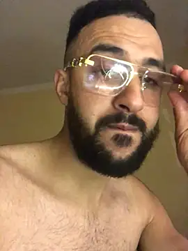 Snapshot of ClatteryPrexy chatting on 01/10/25, 10:57 ClatteryPrexy online show from 01/10/25, 10:57