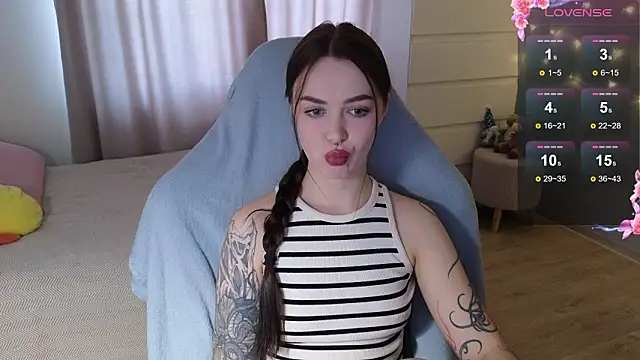 kate leoo online show from 03/29/26, 01:24