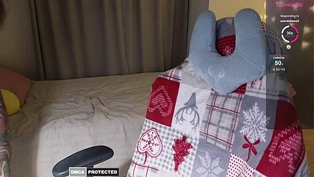 kate leoo online show from 02/15/25, 02:11