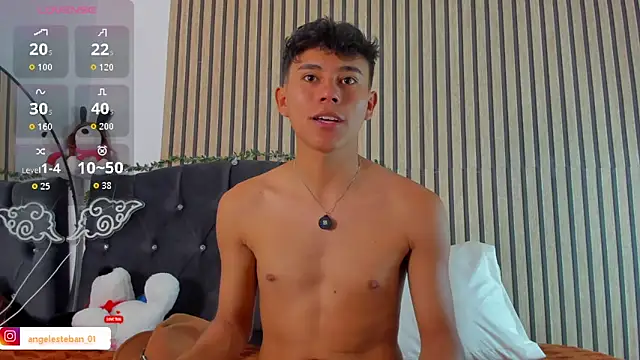 Angel esteban fx online show from 02/11/26, 03:34